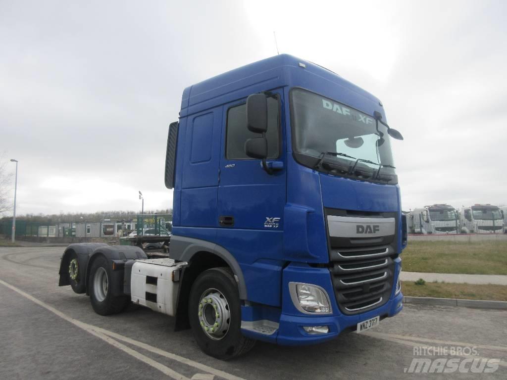 DAF XF105.460 曳引機組件
