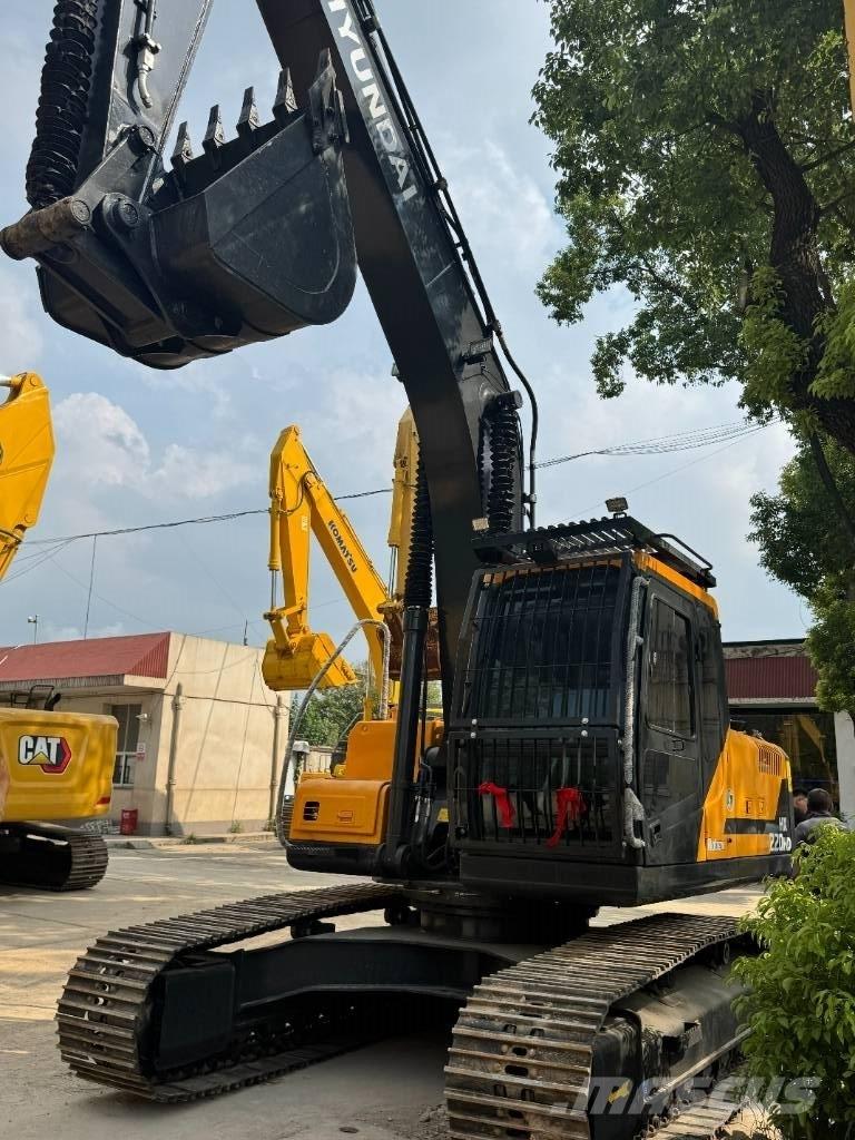 Hyundai HX220HD 中型挖土機/掘鑿機/挖掘機 7t-12t