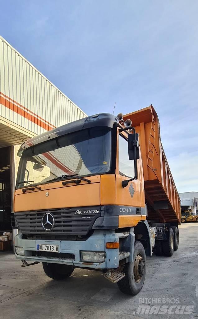 Mercedes-Benz 3340 傾卸式卡車