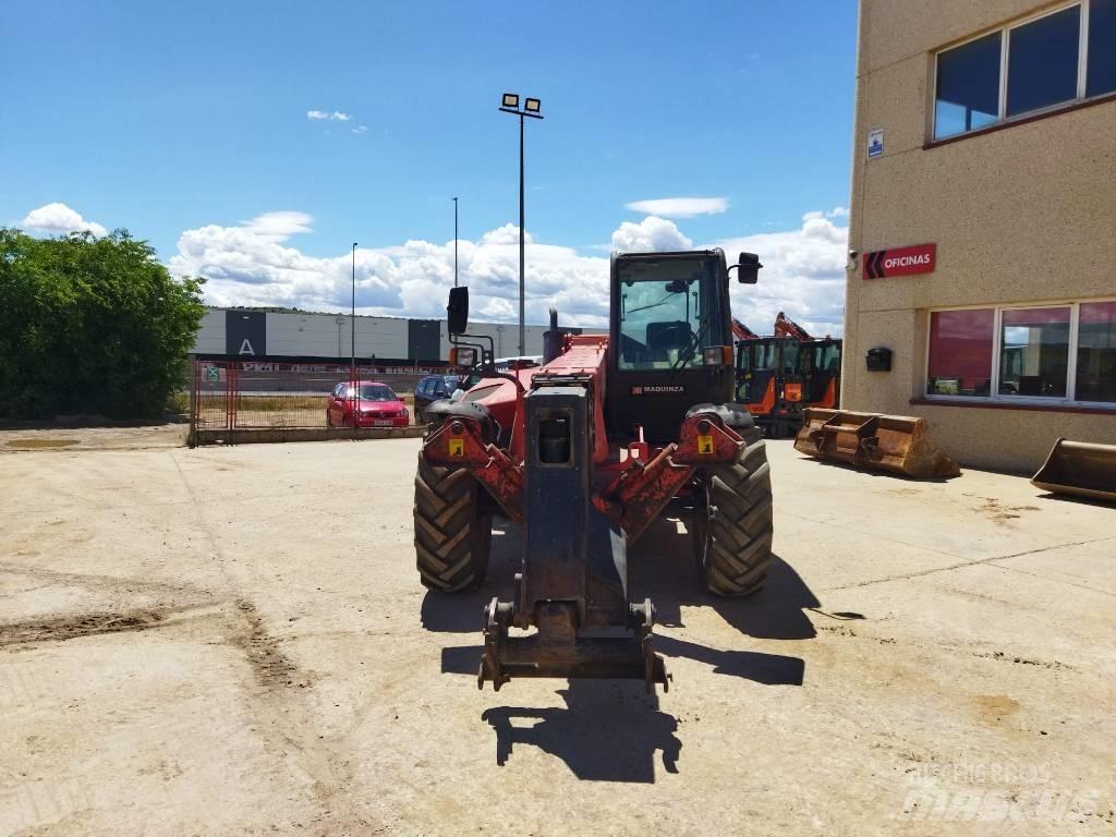 Manitou MT1435SL 伸縮臂操作車