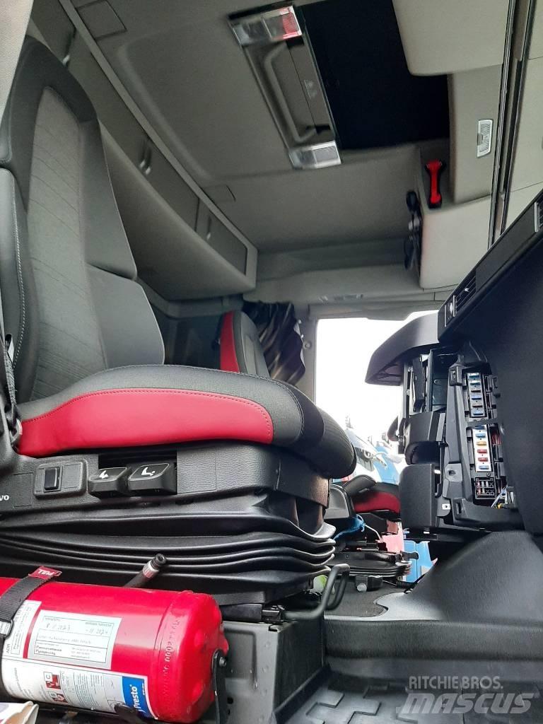 Volvo FH 13 商用底盤車
