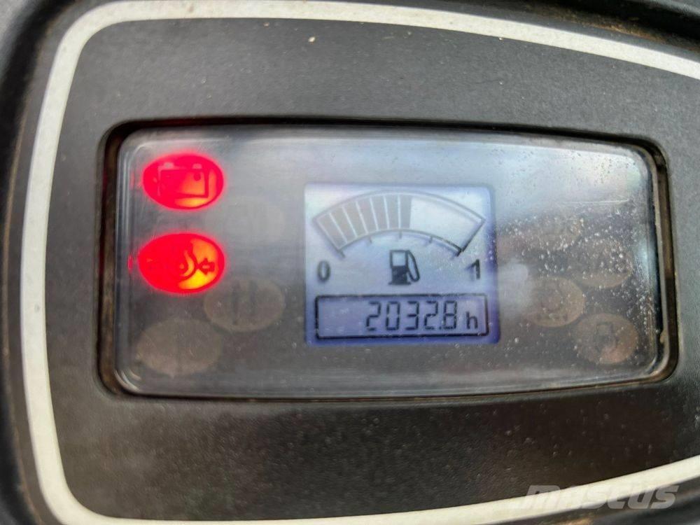 JCB 8025 ZTS 小型挖土機/掘鑿機<7t(小型挖掘機)