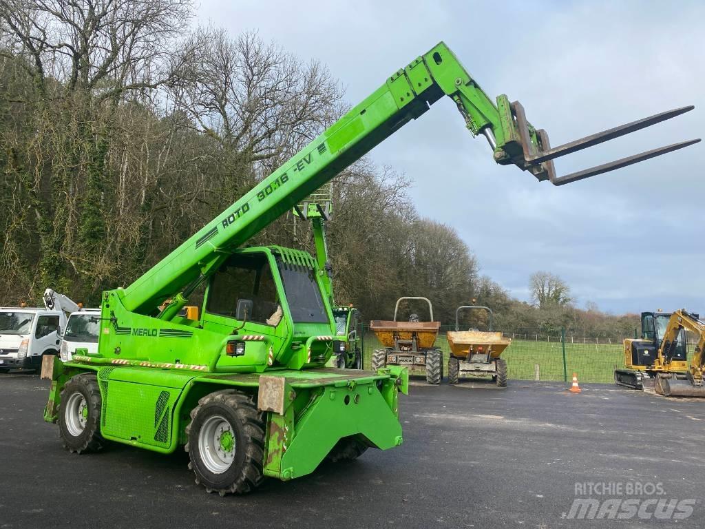 Merlo Roto 30.16 EV 伸縮臂操作車