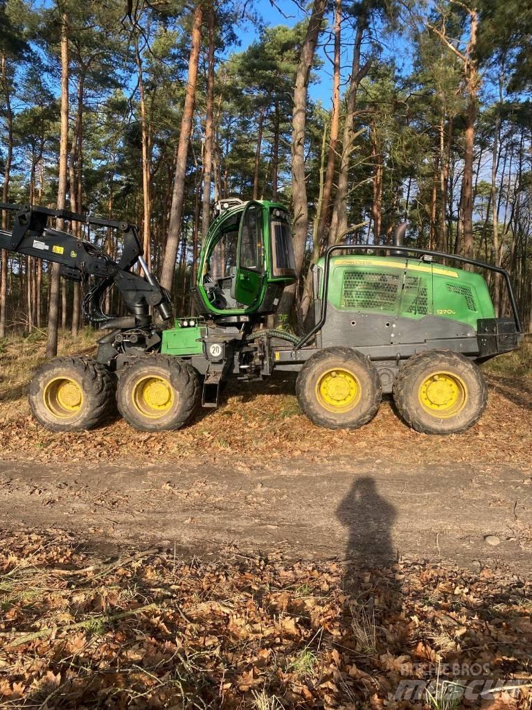John Deere 1270 G 收穫機