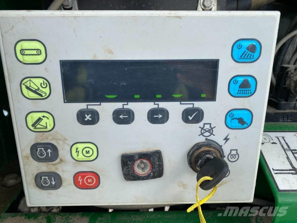 McCloskey R105 篩分機