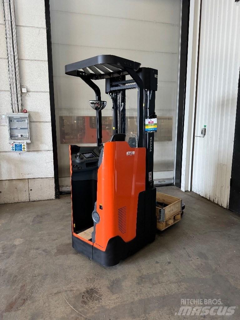 Toyota SSI160LN 自走式堆積機