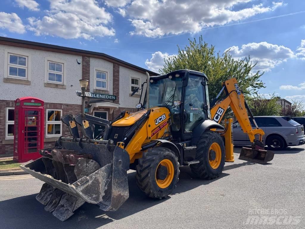 JCB 3 CX Contractor 反鏟裝載機