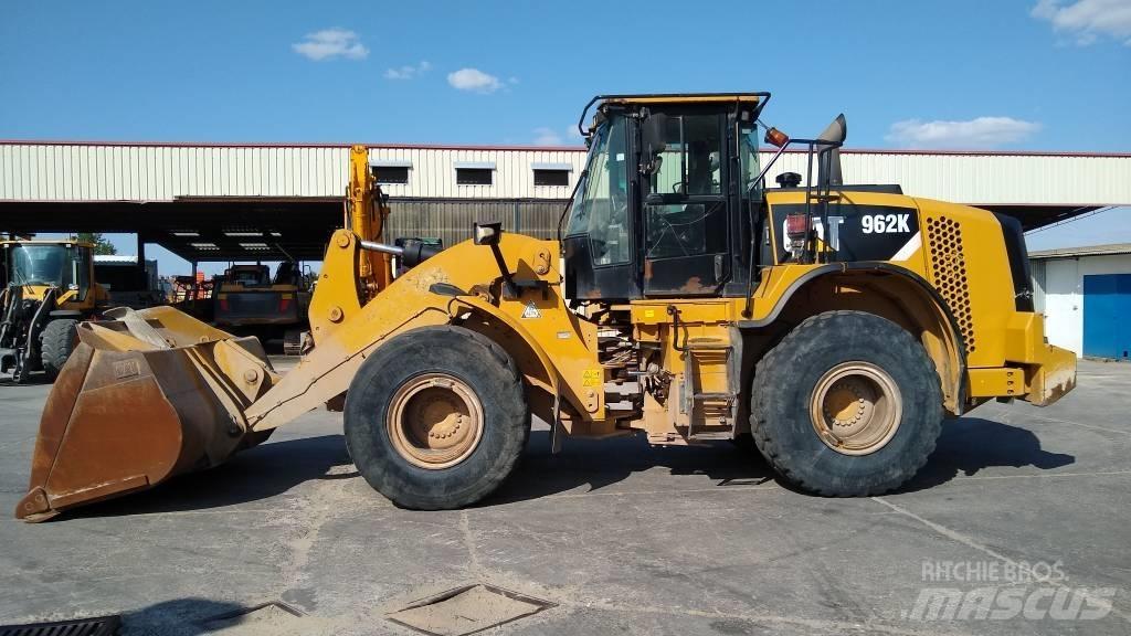 CAT 962K 輪胎式裝載機