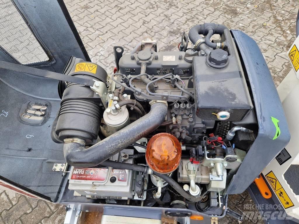 Dynapac CC 900 土壤壓實機