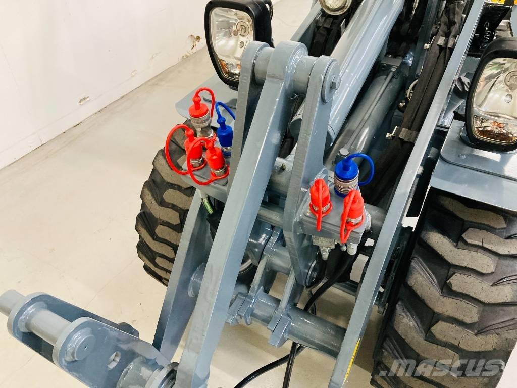 GiANT G 1500 X-tra 小型裝載機