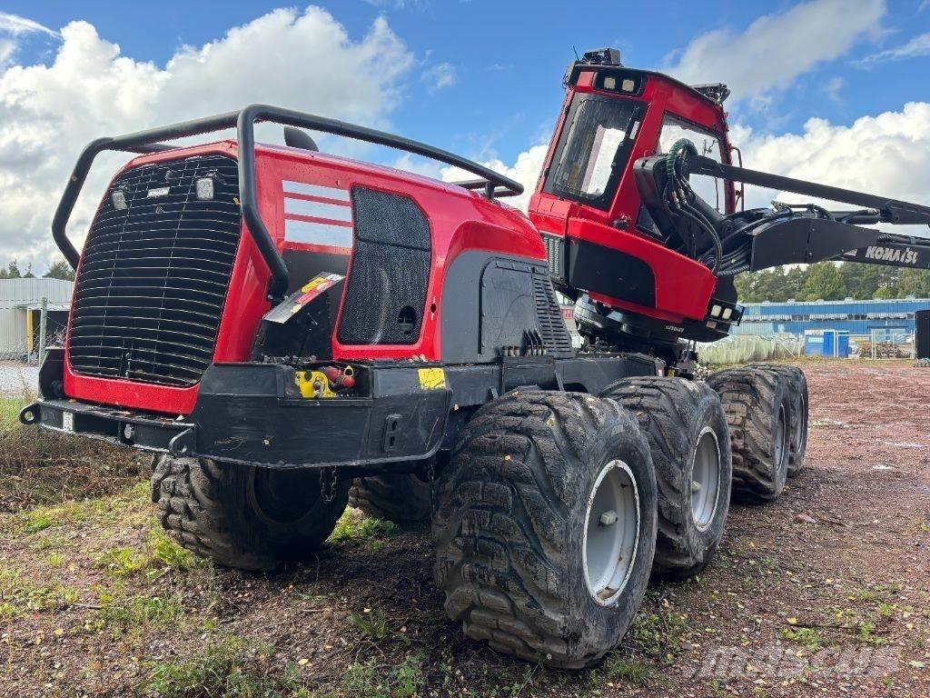 Komatsu 931XC 收穫機