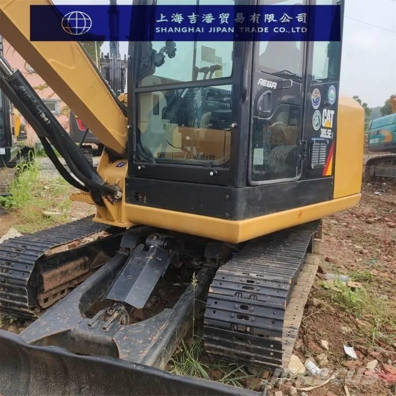 CAT 305.5 E 小型挖土機/掘鑿機<7t(小型挖掘機)