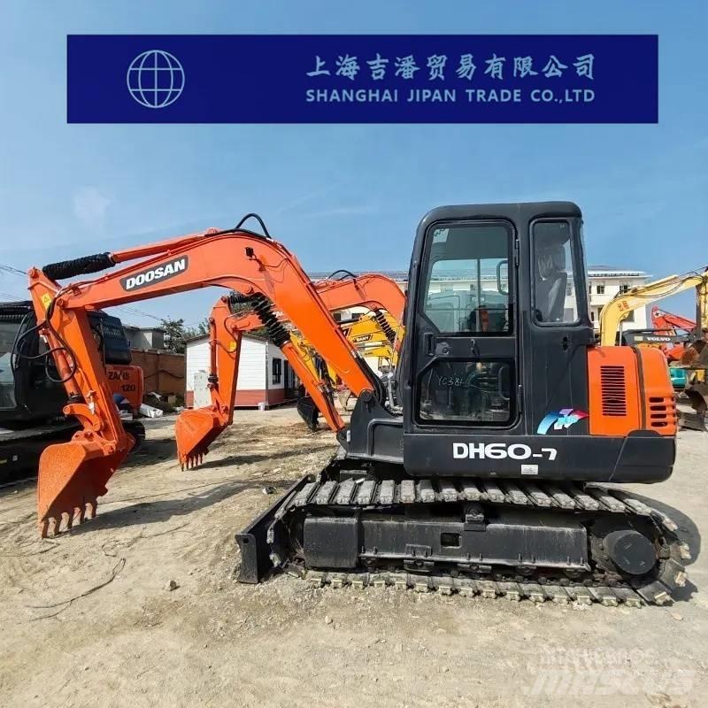Doosan DH 60-7 小型挖土機/掘鑿機<7t(小型挖掘機)