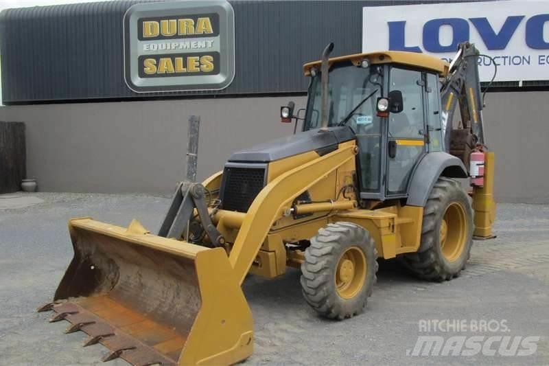 Bell 315SJ 4X4 反鏟裝載機