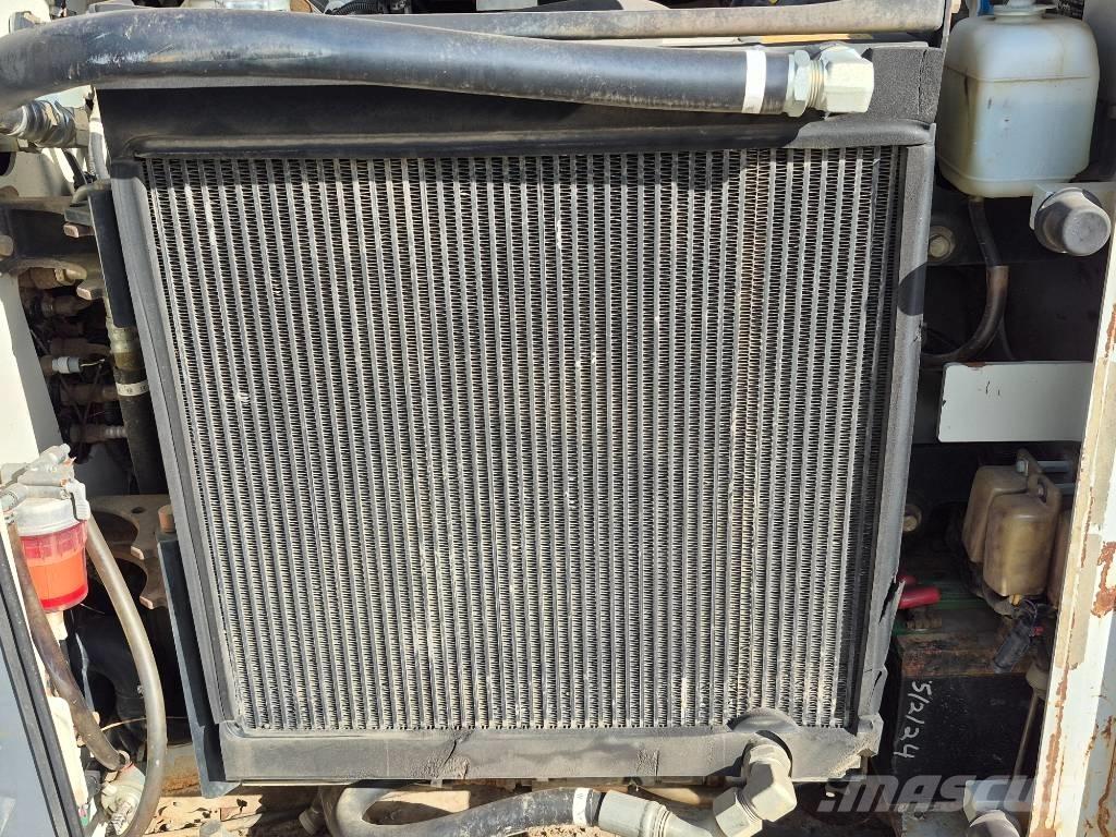 Takeuchi TL 8 滑移轉向裝載機