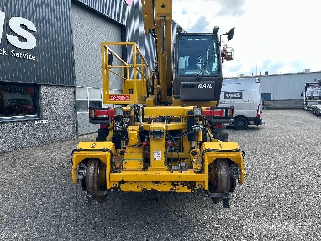 Manitou Manirail 伸縮臂操作車