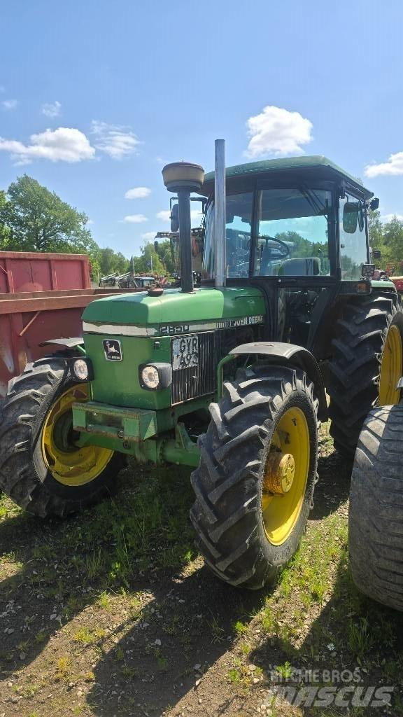 John Deere 2850 曳引機