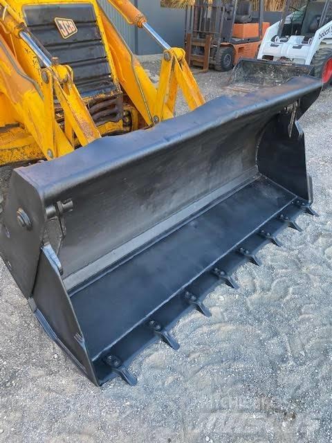 JCB 3 CX 反鏟裝載機