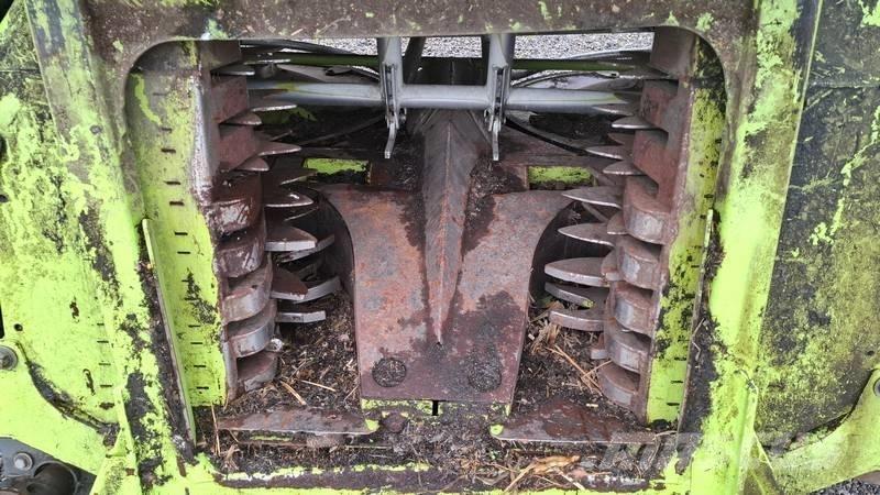 CLAAS 494 聯合收穫機