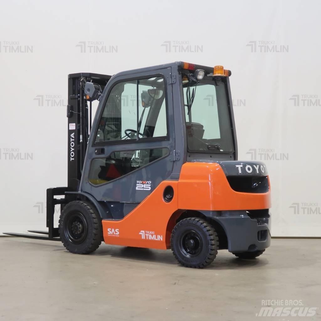 Toyota 52-8FDF25 柴油卡車