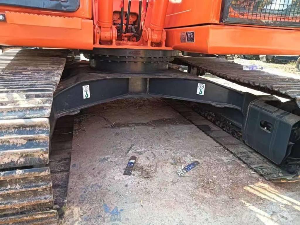 Doosan DX150 中型挖土機/掘鑿機/挖掘機 7t-12t