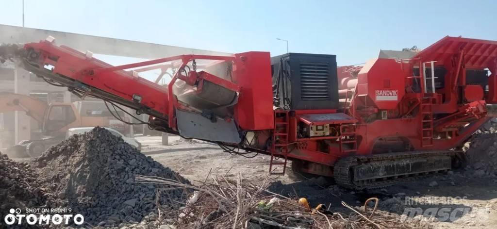 Sandvik QJ 330 移動式壓碎機
