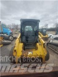 CAT 262D 滑移轉向裝載機