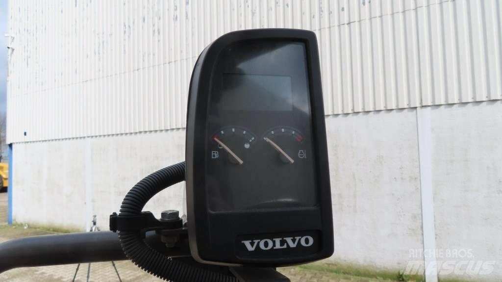 Volvo SD 45 B 單輪滾壓機
