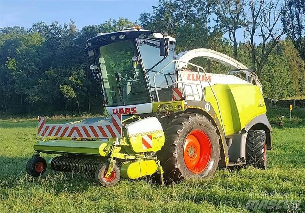 CLAAS Jaguar 940 A 自走式飼料採集機