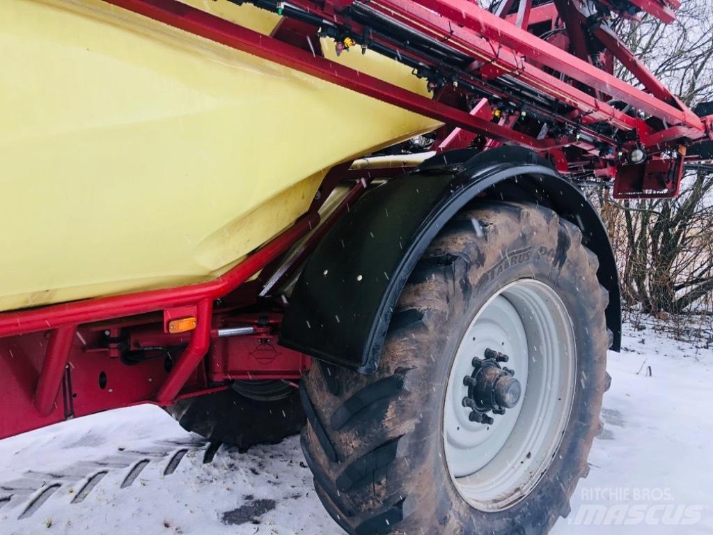 Hardi Commander 7000 牽引式噴霧機