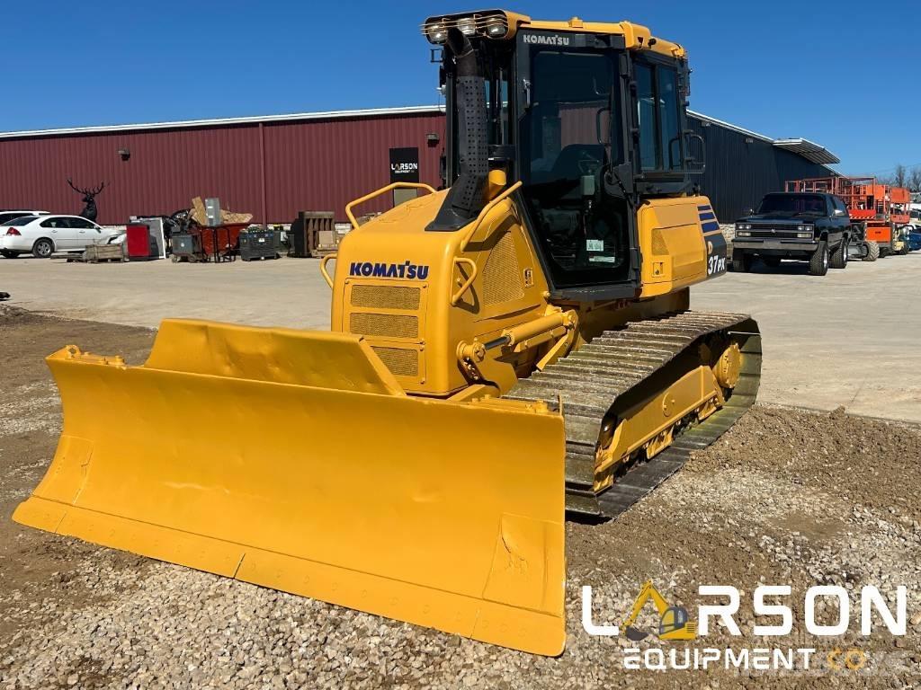 Komatsu D37PX-23 履帶推土機