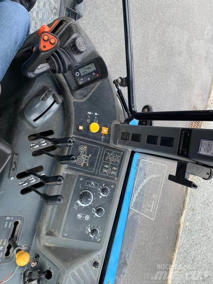 New Holland TM150 曳引機