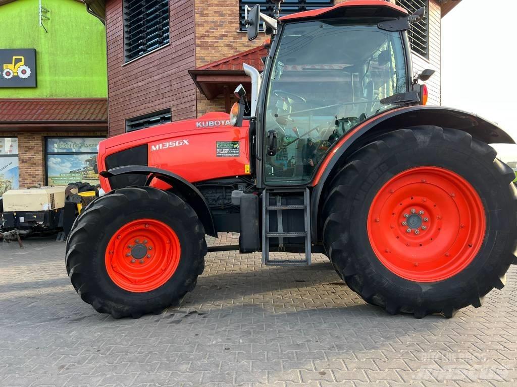 Kubota M 135 GX 曳引機