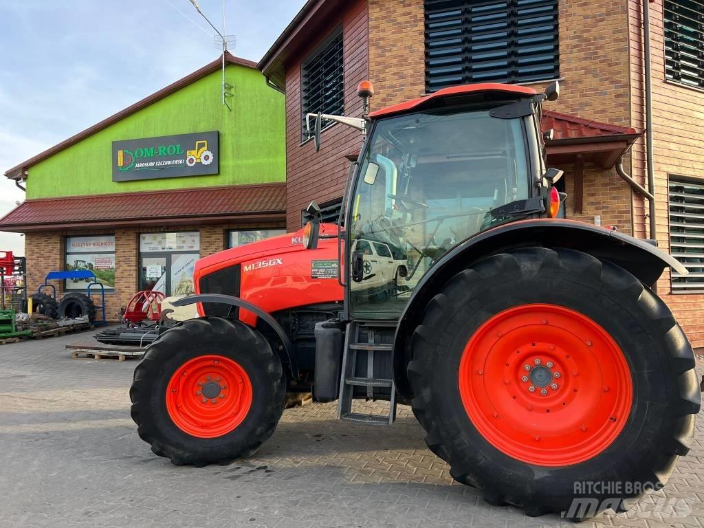 Kubota M 135 GX 曳引機