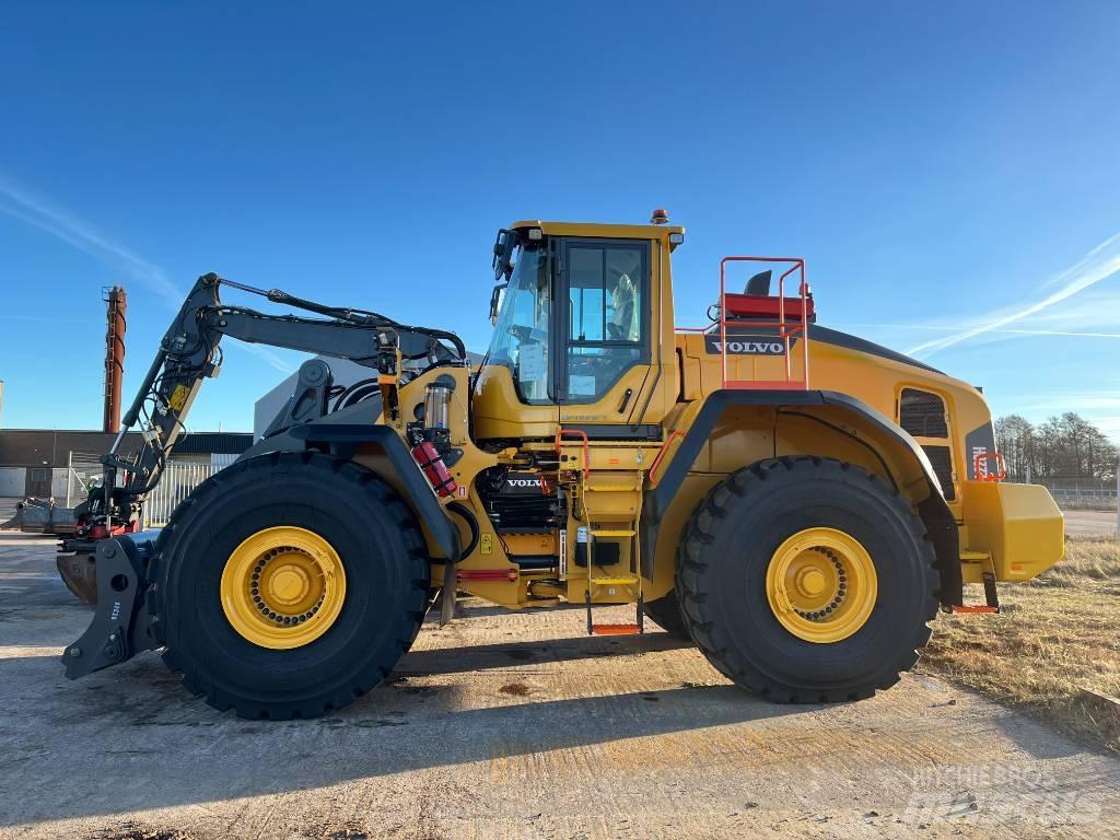 Volvo L 220 H 輪胎式裝載機