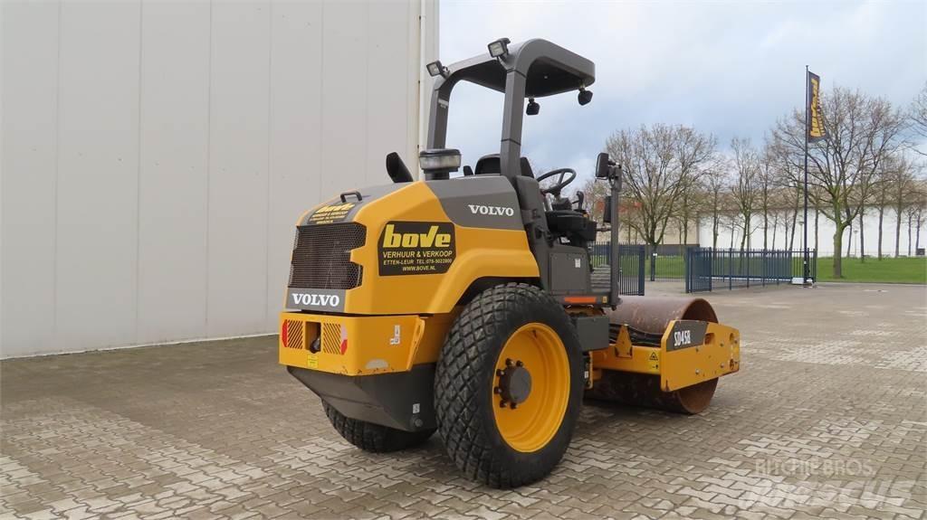 Volvo SD 45 B 單輪滾壓機