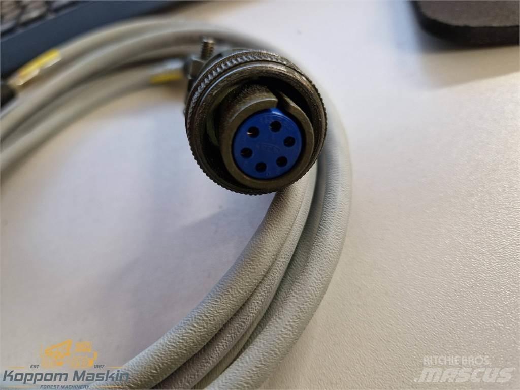 Rottne 401-13440 電子設備