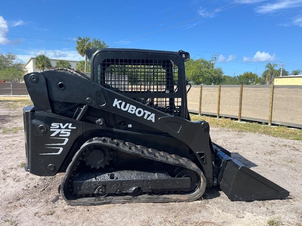 Kubota SVL 75-2 滑移轉向裝載機