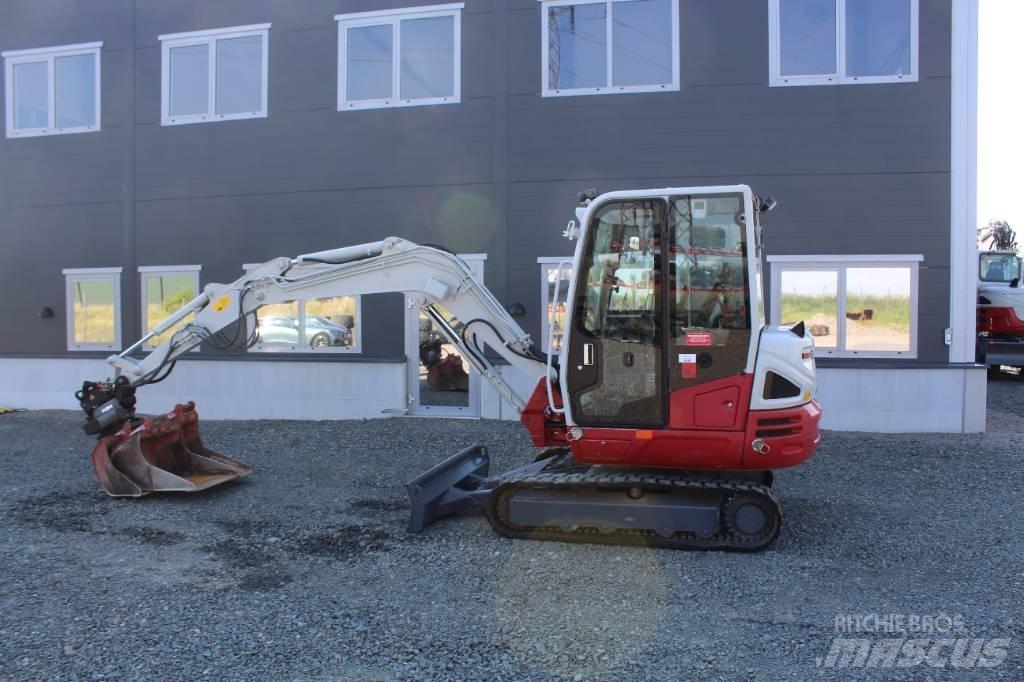 Takeuchi TB 240 小型挖土機/掘鑿機<7t(小型挖掘機)