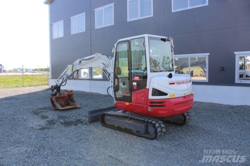 Takeuchi TB 240 小型挖土機/掘鑿機<7t(小型挖掘機)