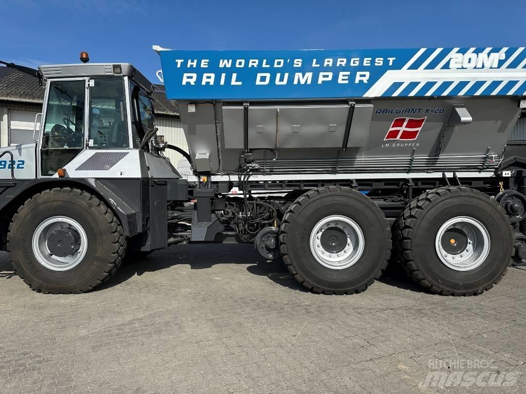 Hydrema 922 C 專用運輸車