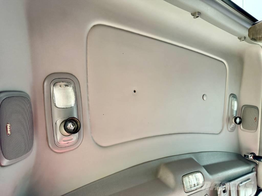 Peterbilt 389 曳引機組件