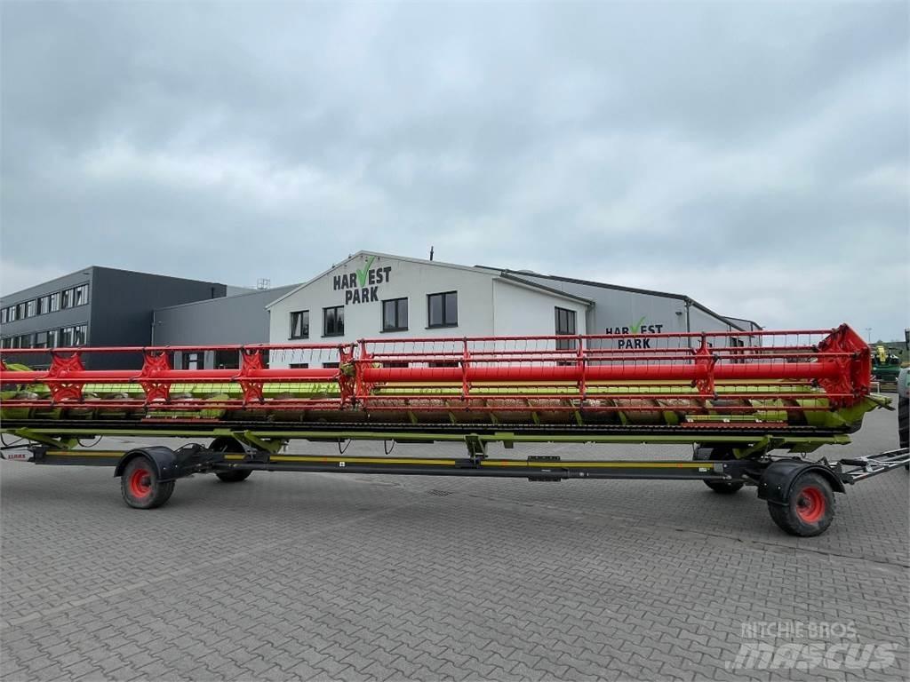 CLAAS V1380 收穫機頭
