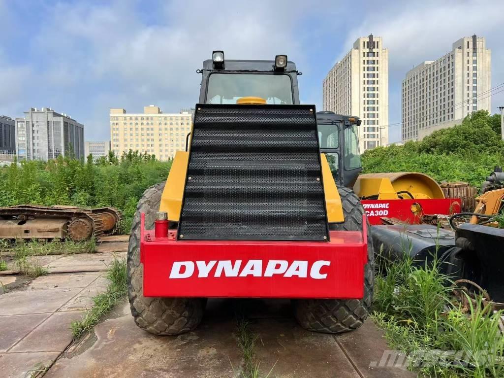 Dynapac CA 25 D 單輪滾壓機