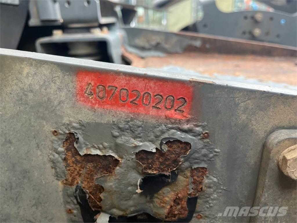 Kramer 2506 伸縮臂操作車