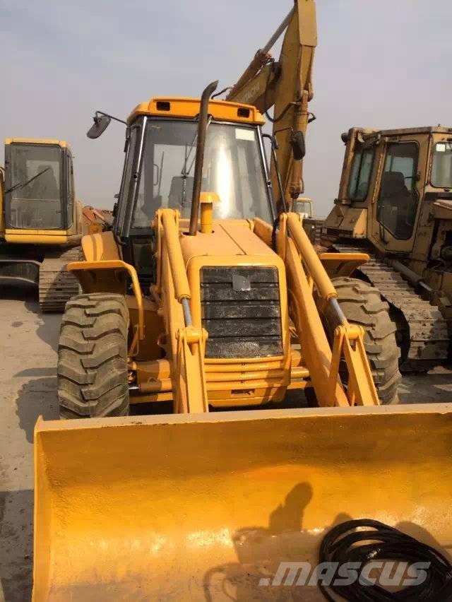 JCB 4CX 反鏟裝載機