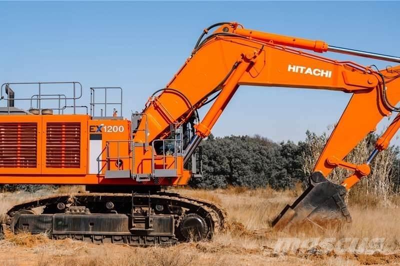 Hitachi EX1200 小型挖土機/掘鑿機<7t(小型挖掘機)
