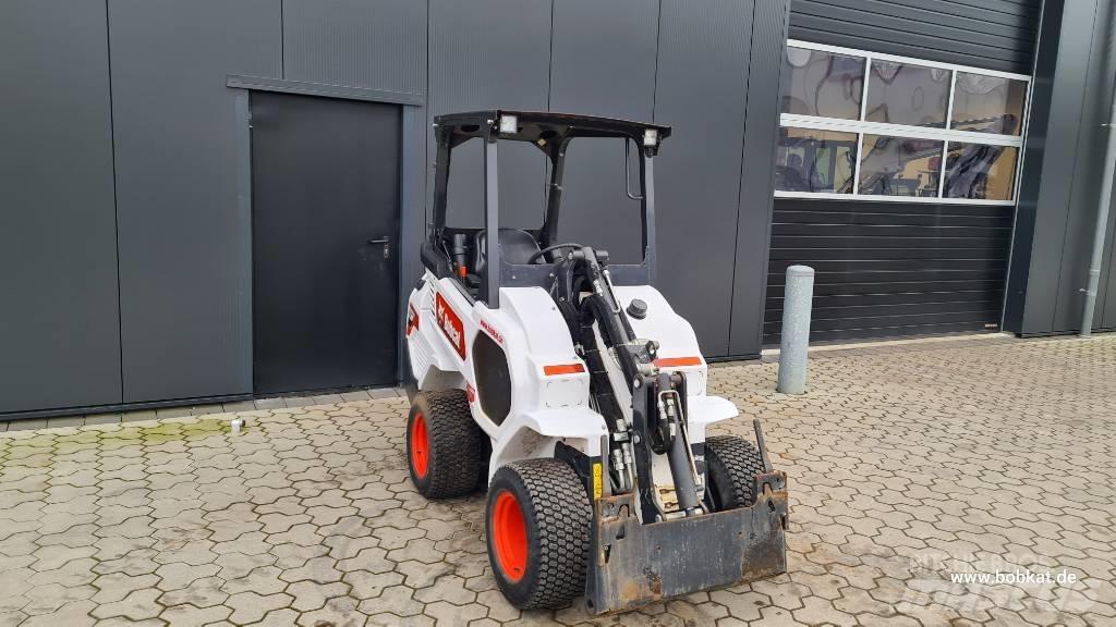 Bobcat L 28 小型裝載機