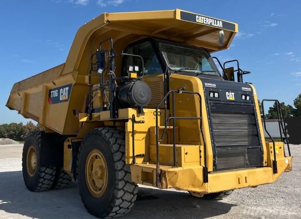 CAT 770 G 鉸接式起吊車
