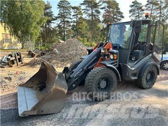 Hitachi ZW 75 輪胎式裝載機